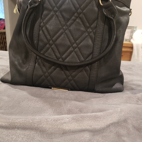 Tote - Picture 3 of 5